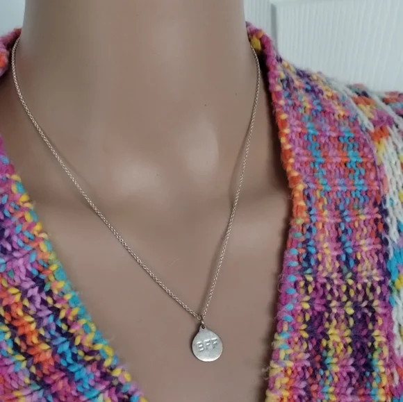 BFF Elegant Silver Necklace - Picture 6 of 6